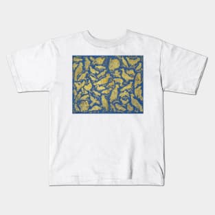 Birds with Twigs and Fruits Kids T-Shirt